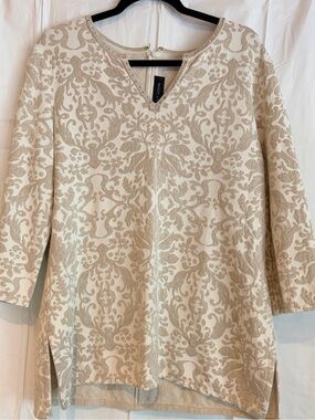 St. John Cream and Beige Damask V-Neck Tunic with Embellished Neckline